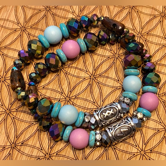 Handmade Sacred Geometry Matching Bracelet Set with Ancient Runes - Picture 4 of 7